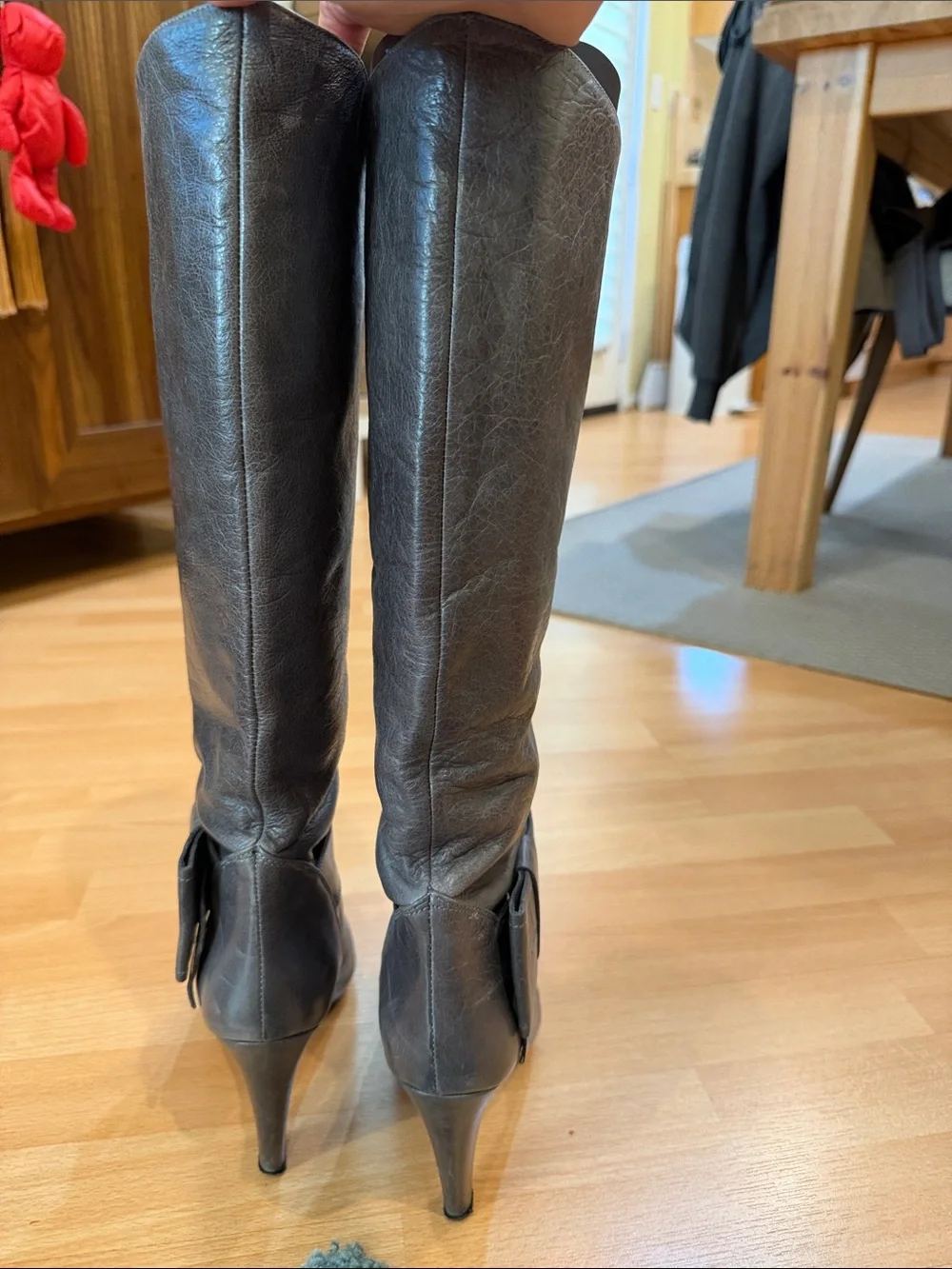 Valentino red Women's heel Tall Bow Accent Boots in grey. Used